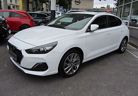 Hyundai i30 1.4 T-GDI Style Fastback