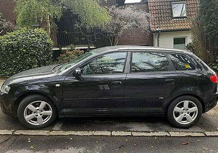 Audi A3 Sportback 2.0 FSI Sportback tiptronic Ambition