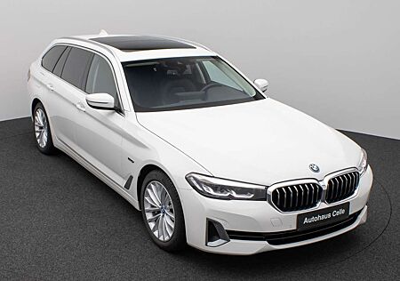 BMW 530 e Tour Luxury Line HiFi Pano AHK Kamera DAB