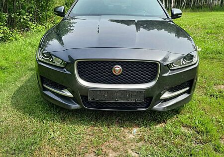 Jaguar XE 20d R-Sport