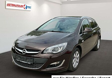 Opel Astra Kombi 1.4 T AT Xenon Navi AAC SHZ LHZ