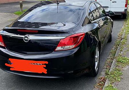 Opel Insignia 1.8