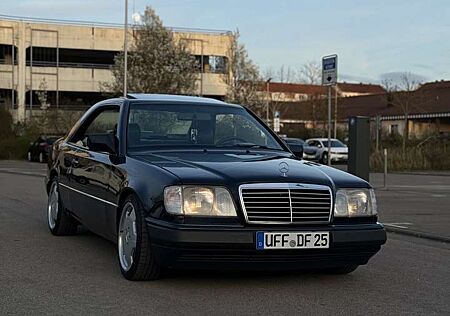 Mercedes-Benz CE 230