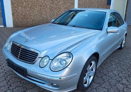 Mercedes-Benz E 240 Lim. Avantgarde Gep.Zustand Xenon V6