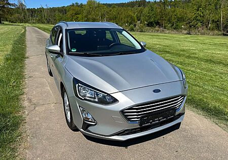 Ford Focus Turnier Cool & Connect 1.Hand