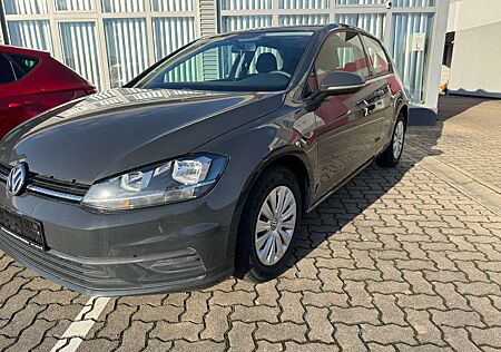 VW Golf Volkswagen Trendline BMT/Start-Stopp