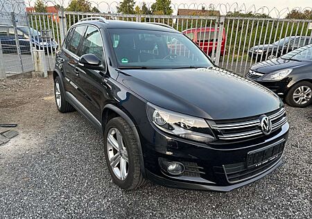 VW Tiguan Volkswagen Life BMT/1/HAND nur 44,415 km rentner fzg