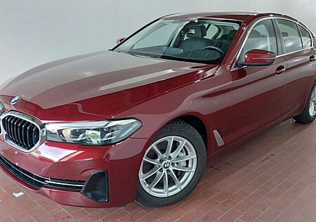 BMW 530 d Lim. WLAN SHZ Komfortsitze LED 2-Z Memory