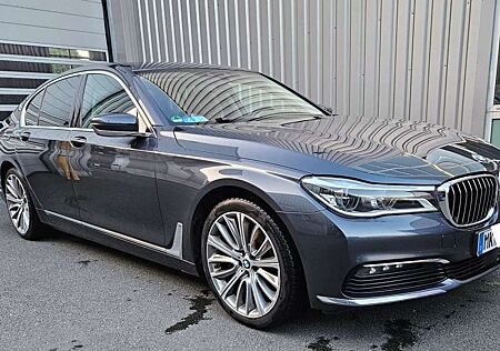 BMW 730d 730 Fond-Entert.H&K Schiebd Busi&DrivAS+