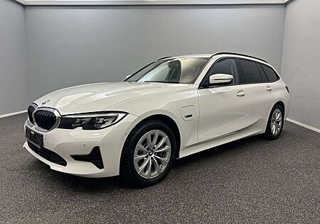 BMW 330 e Touring Advantage*ACC*SPORTSITZE*AHK*KAM