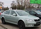 Skoda Octavia Elegance*Autom*HU/AU neu*16"Alu*WR