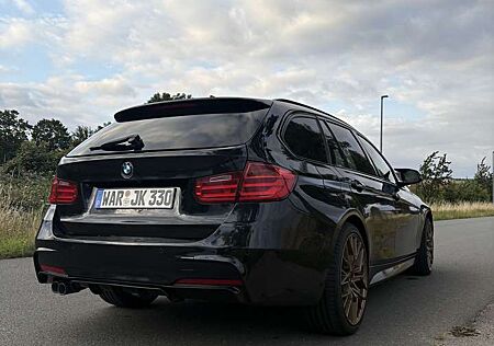 BMW 330d 330 Touring Sport-Aut. Sport Line