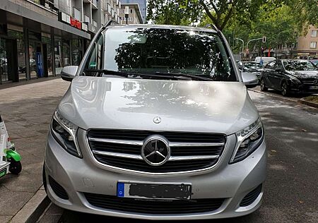 Mercedes-Benz V 250 (BlueTEC) d kompakt 4Matic 7G-TRONICEdition