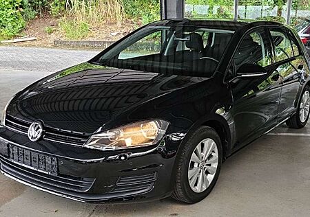 VW Golf Volkswagen VII /1,2l Trendline
