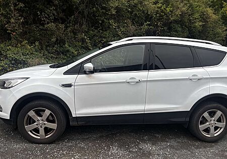 Ford Kuga 1.5 EcoBoost 2x4 Cool & Connect