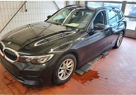 BMW 320 d Advantage LC+/HUD/SitzHeiz/Tempomat
