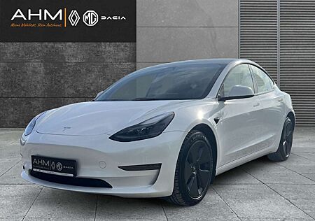 Tesla Model 3 Long Range Dual AWD 8-fach bereift