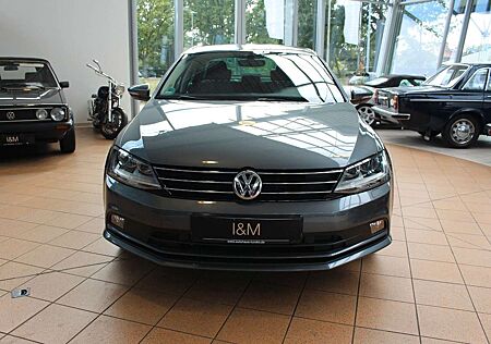 VW Jetta Volkswagen VI Basis BMT+Kamera+CarPlay+SHZ+PDC+