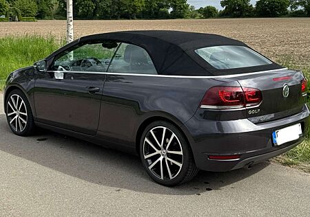 VW Golf Cabriolet Volkswagen Golf Cabrio 2.0 TDI BlueMotion Technology Lounge