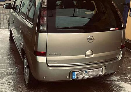 Opel Meriva 1.6 16V Easytronic Catch me now