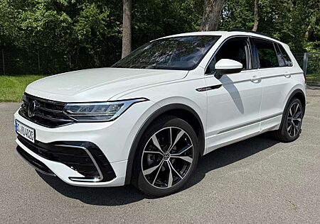 VW Tiguan Volkswagen 1.5 TSI OPF DSG R-Line