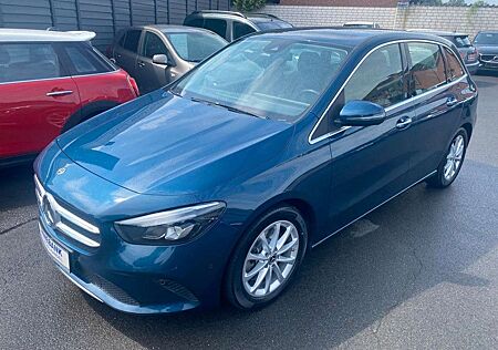 Mercedes-Benz B 250 Progressive. Standheiz/Burmester/Kamera