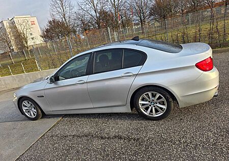 BMW 528i 528 Gut Gepflegt TÜV 11/26