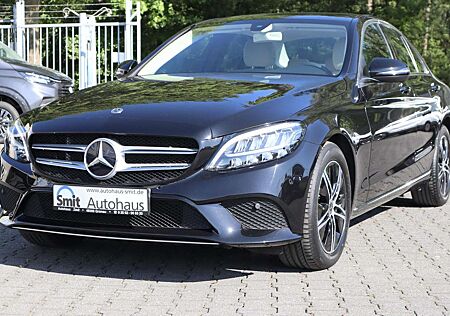Mercedes-Benz C 180 C180 d Lim. Avantgarde 9G/ LED/ Kamera/ Leder
