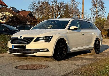 Skoda Superb III Combi Diesel Combi 2.0 TDI DSG Style