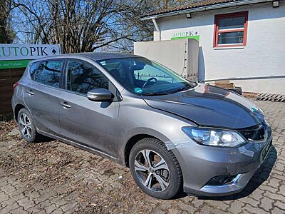 Nissan Pulsar Acenta