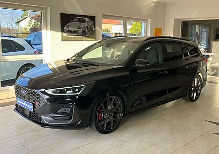Ford Focus 2.3 EcoBoost ST X Performance Panorama HUD LED