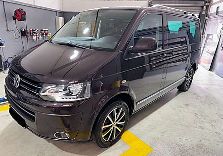 VW T5 Multivan Volkswagen Multivan DSG 4MOTION Highline