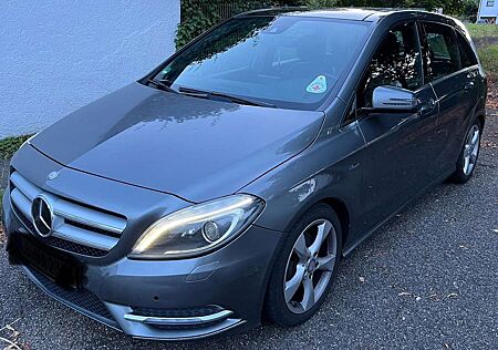 Mercedes-Benz B 200 CDI (246.201)