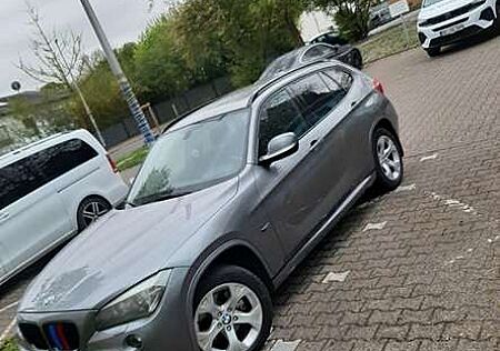 BMW X1 drive18d M Paket