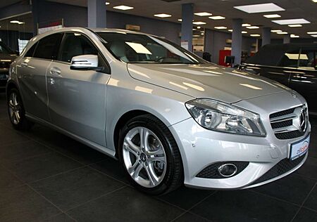 Mercedes-Benz A 180 (BlueEFFICIENCY) Urban