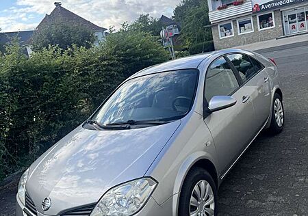 Nissan Primera 1.8 visia