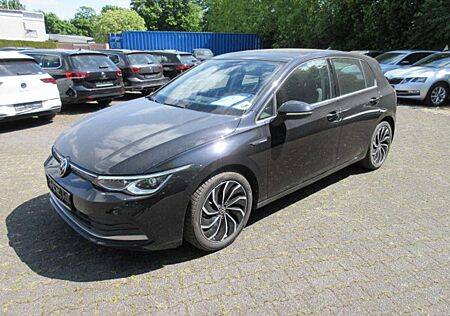 VW Golf Volkswagen Style 1.5 TSI NAVI PANO IQ LIGHT ACC eSITZ ALU APS SITZH