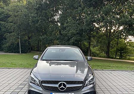 Mercedes-Benz CLA 180 7G-DCT AMG Line