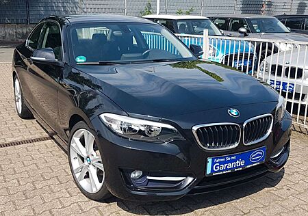 BMW 218 i Coupé Sport Line 18"Alu AHK Sitzheizg. PDC