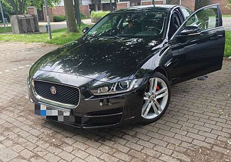Jaguar XE 20t R-Sport