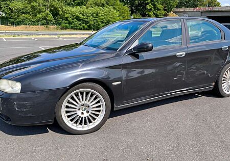 Alfa Romeo 166 2.4 JTD 20V Distingtive