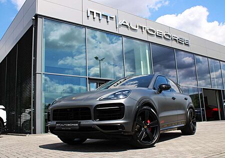 Porsche Cayenne COUPE *GTS* + SPORT-DESIGN + 22" CLASSIC