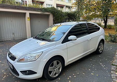 Ford Focus 1,6TDCi 1.Hand / EZ:07/2008