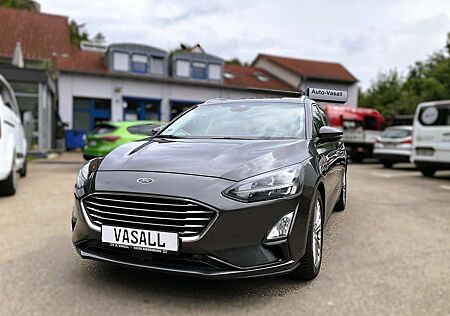 Ford Focus Titanium, Winter-/EasyPark-/Designpaket
