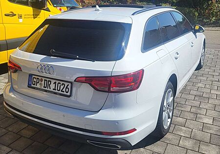 Audi A4 35 TDI S tronic