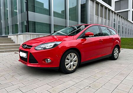 Ford Focus Turnier 2.0 TDCi DPF Titanium