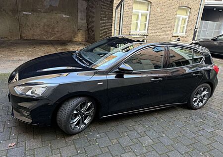 Ford Focus 1.0 EcoBoost Start-Stopp-System ST-LINE