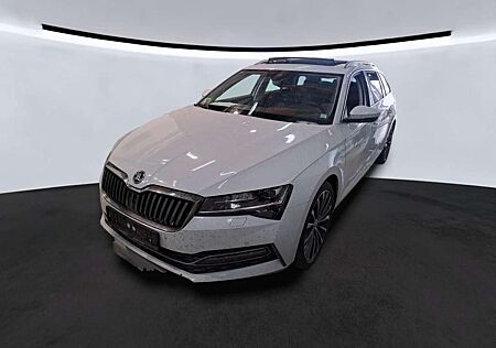 Skoda Superb Combi L&K 4x4 2.0TDI DSG Matrix Navi Pano