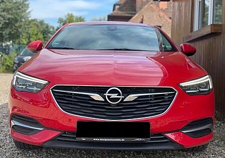 Opel Insignia +Grand+Sport2.0+Direct+InjTurbo+Aut.+4x4Bu