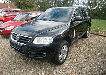 VW Touareg Volkswagen 3.2 V6/Vollleder/Navigation/AHK/PDC